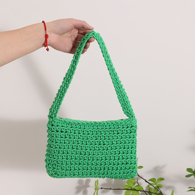 Handmade straw crossbody bag with structured design Kalsten