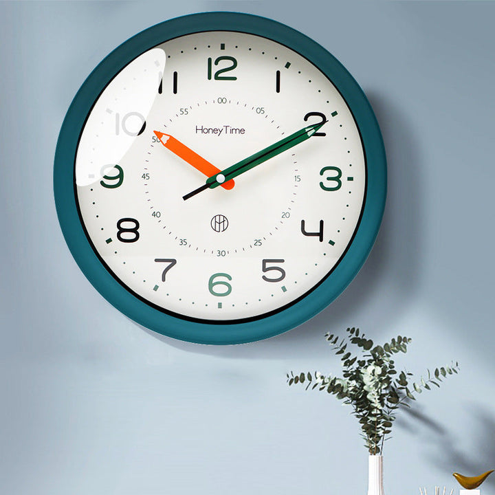 Silent Sweep - Stylish Silent Wall Clock for Children's Rooms Kalsten