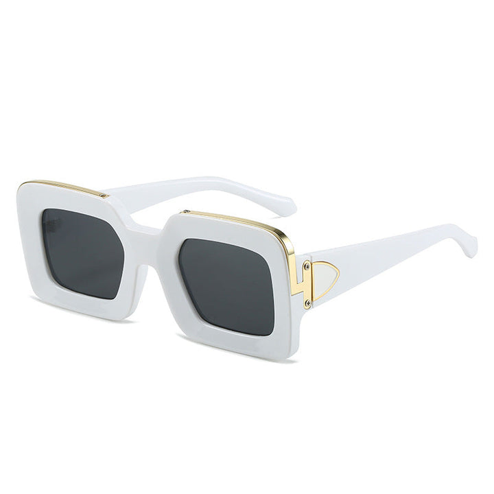 Women square sunglasses with luxurious design and golden accents Kalsten