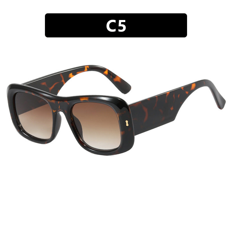 Women's oversized square sunglasses with a wide frame and polarized lenses Kalsten
