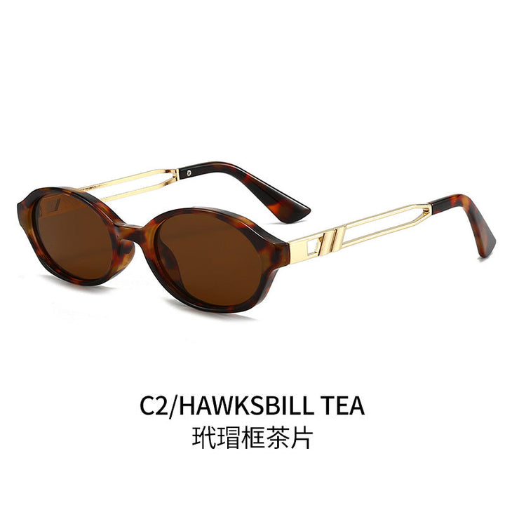 Women Elegant Sunglasses in luxurious tortoiseshell design with golden metal accents Kalsten