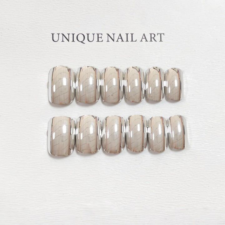 Mirrored Glossy Press-On Nail Set Kalsten