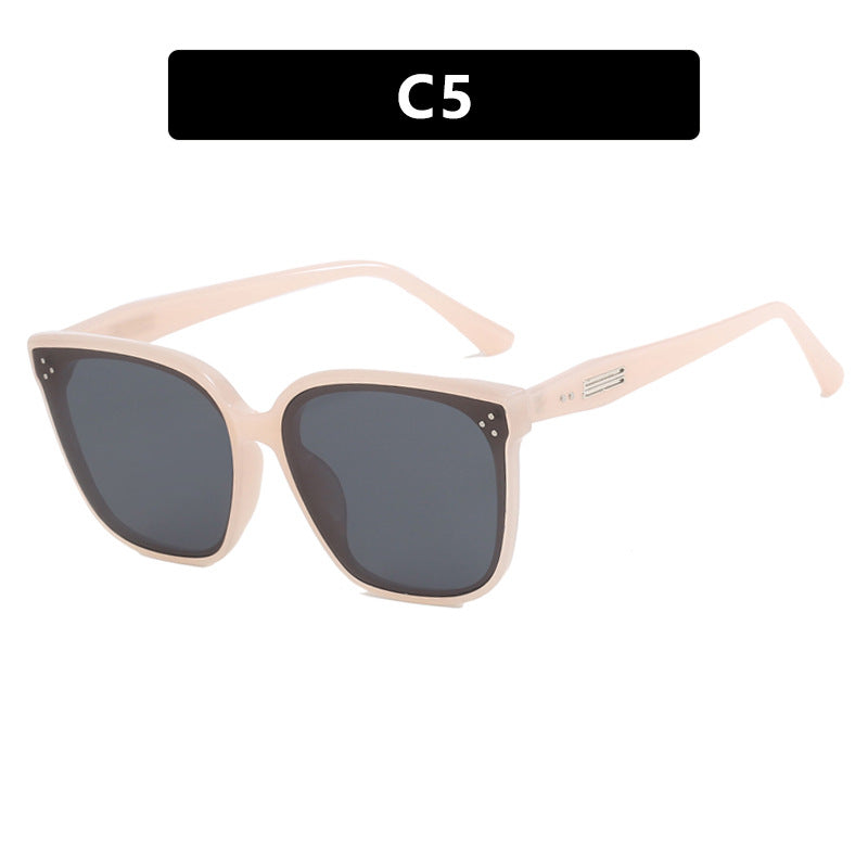 Women's modern oversized sunglasses with elegant, wide frame Kalsten