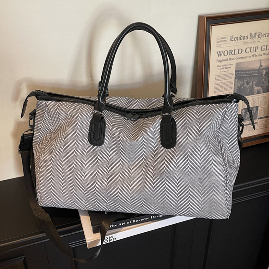 Elegant Travel Bag with Innovative Compartment Design Kalsten