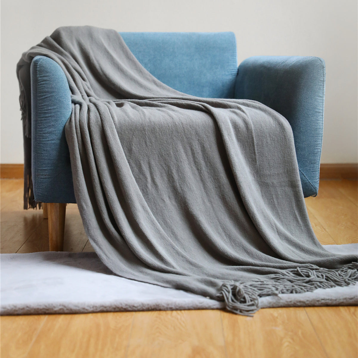 Unisex Cozy Throw Blanket