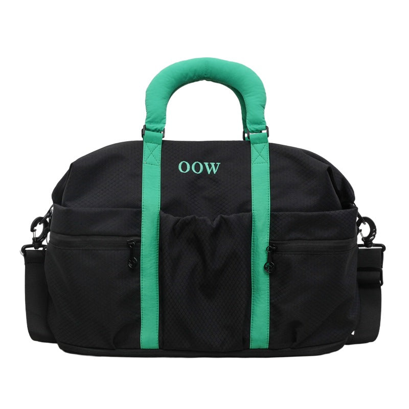 Sports bag with versatile compartment arrangement Kalsten