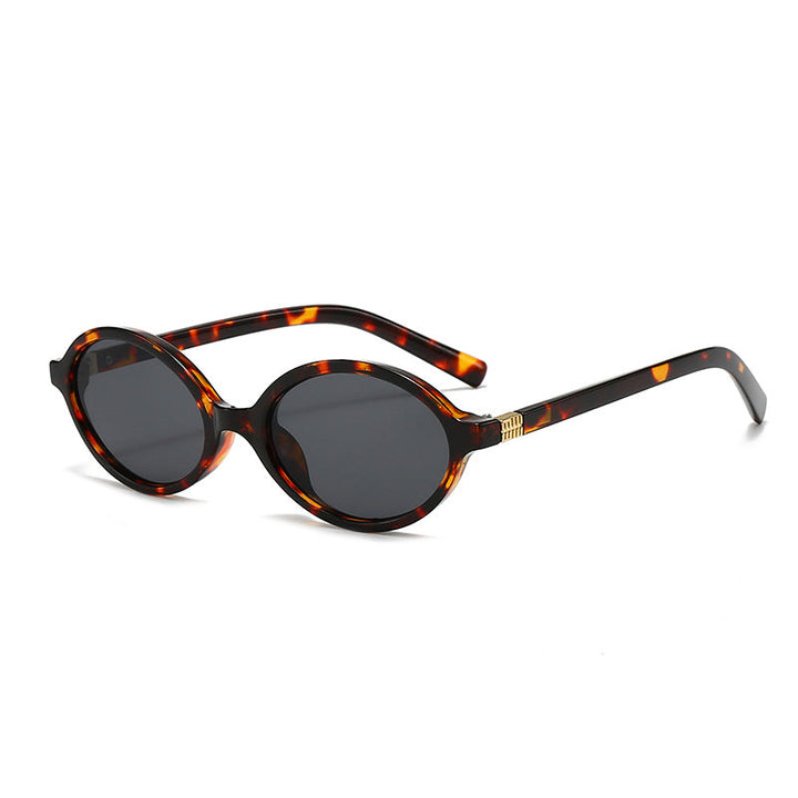 Women's fashionable oval glasses with golden accents Kalsten