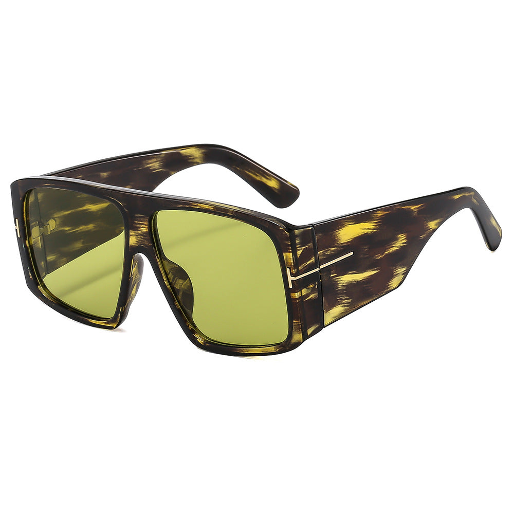 Women's oversized sunglasses with modern design and UV protection Kalsten