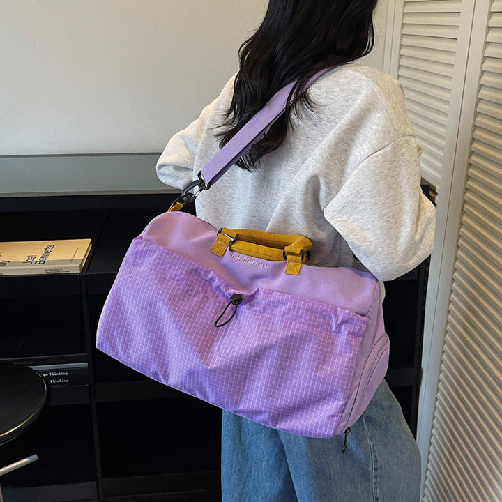 Sporty travel bag with padded carrying handle Kalsten