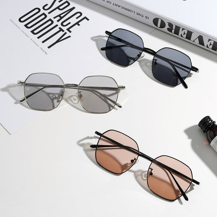 Women geometric sunglasses with modern metal frame Kalsten