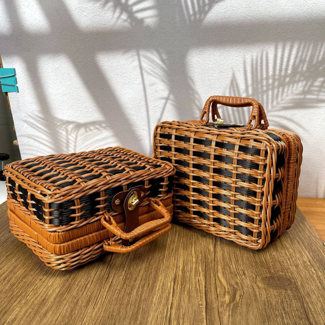 Women's handcrafted cosmetic storage case Kalsten