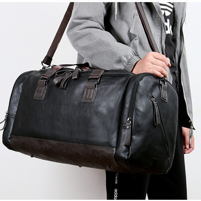 High-quality travel bag with durable synthetic leather Kalsten
