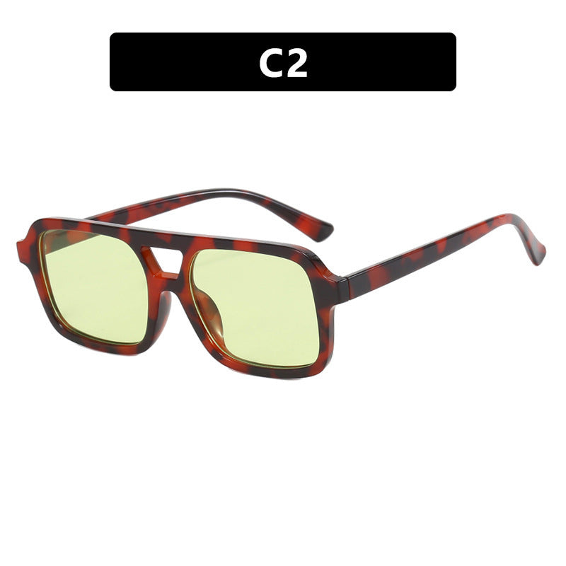 Women’s fashionable sunglasses in elegant rectangular format Kalsten