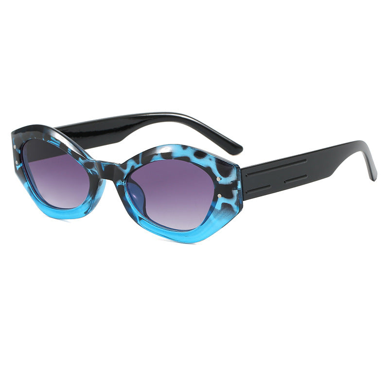 Women's Cat-Eye Sunglasses with Modern Design and Wide Frame Kalsten