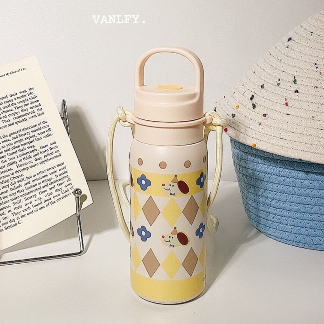Women's insulated drink bottle with continuous animal design and carrying strap Kalsten