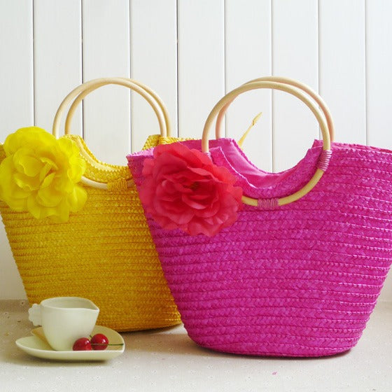 Elegant Bast bag with floral accents Kalsten