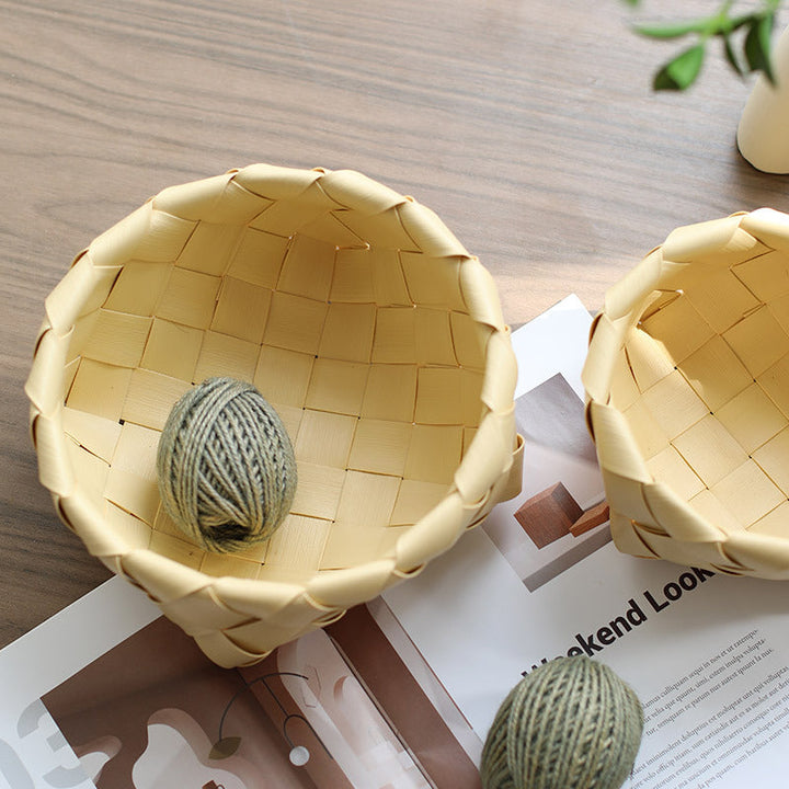 Unisex Handwoven Basket with Elegant Design Kalsten