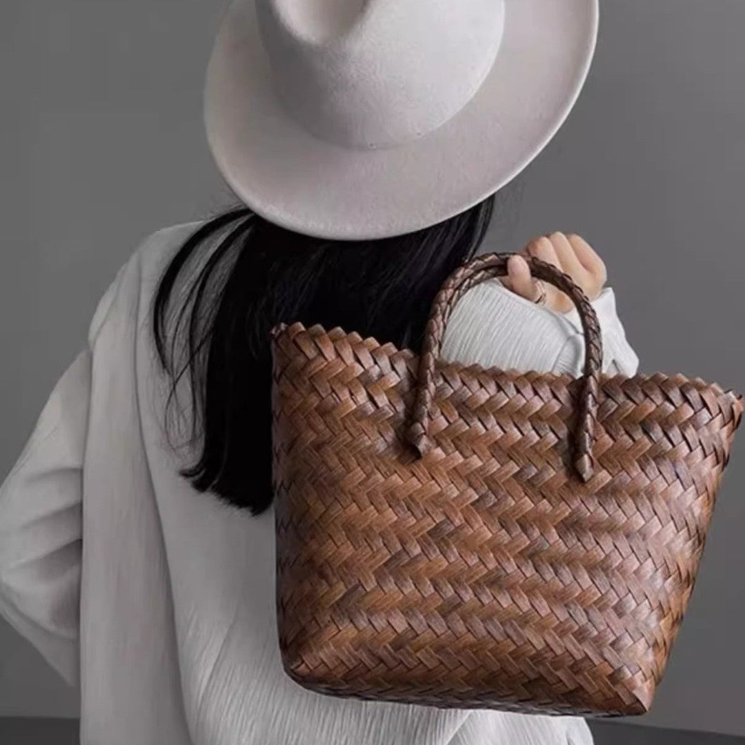 Bamboo Handle Bag Made of Braided Material Kalsten