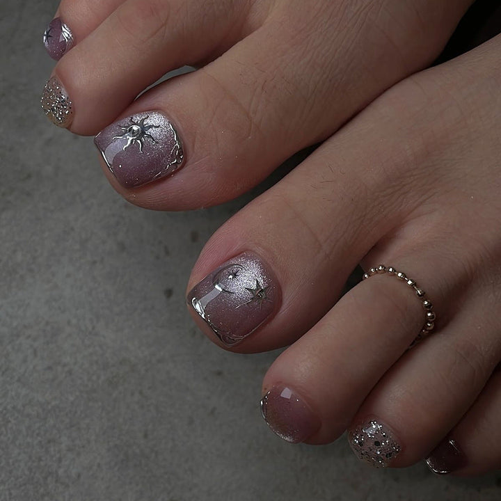Nail art set with silver star and glitter accents Kalsten