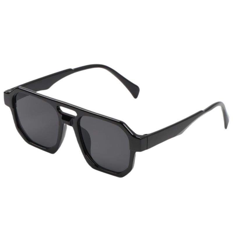 Ladies modern oversized sunglasses with square design Kalsten