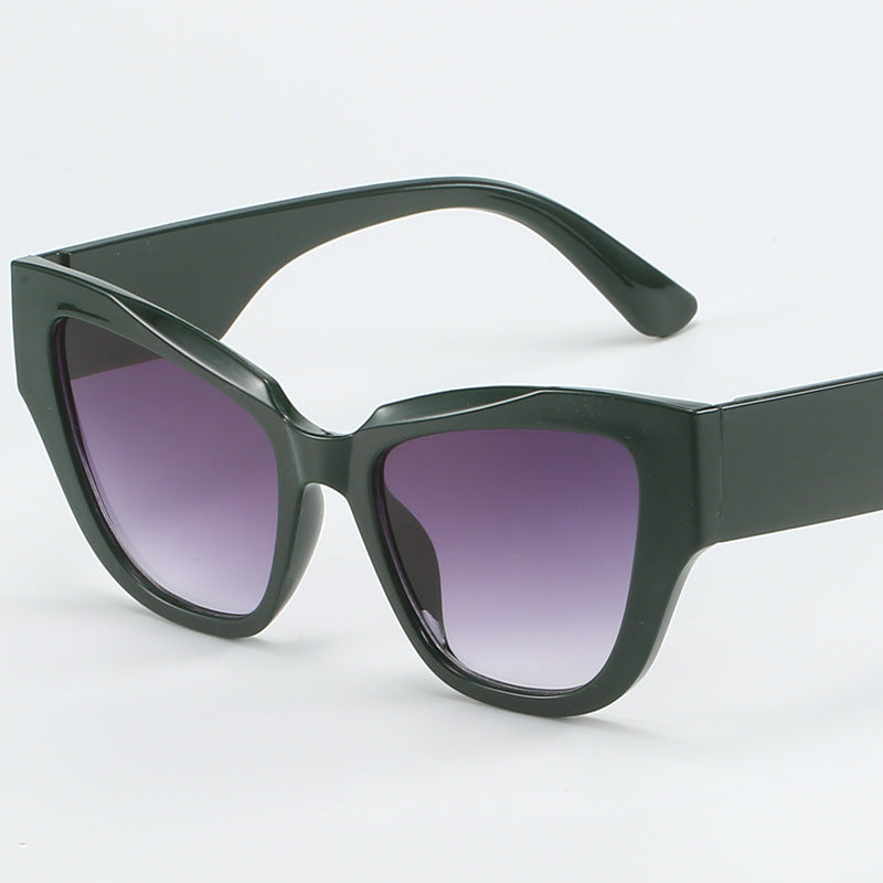 Women's Cat Eye Sunglasses with extravagant Leopard Print Kalsten