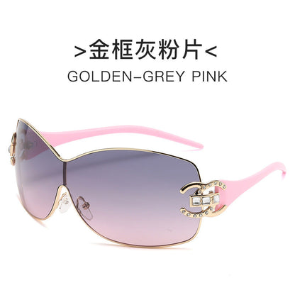 Women's fashion sunglasses with an extravagant design and sparkling accents Brehn