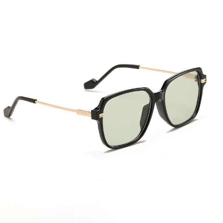 Women’s trendy fashionable sunglasses with elegant metal detail Kalsten