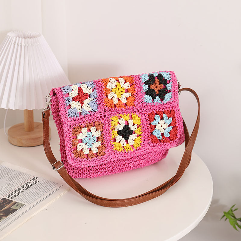 Fashionable shoulder bag with colorful crochet pattern Kalsten