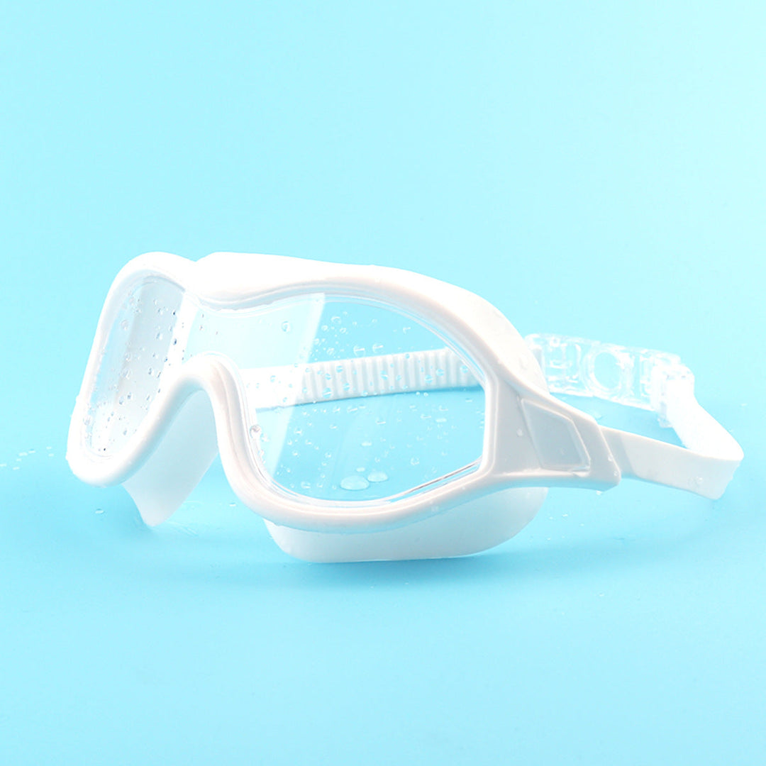 Powerful swim mask with wide lenses and anti-fog coating Kalsten