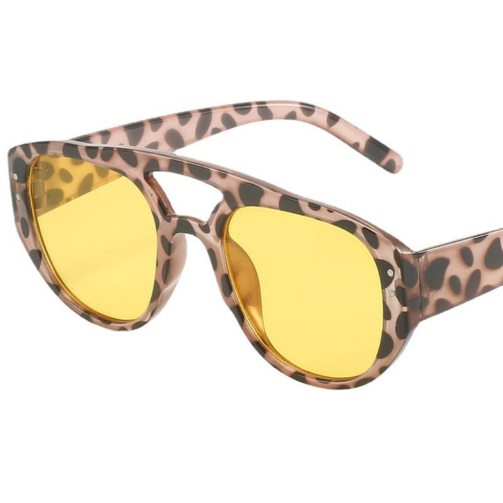 Women's Stylish Sunglasses in Trendy Leopard Print Kalsten