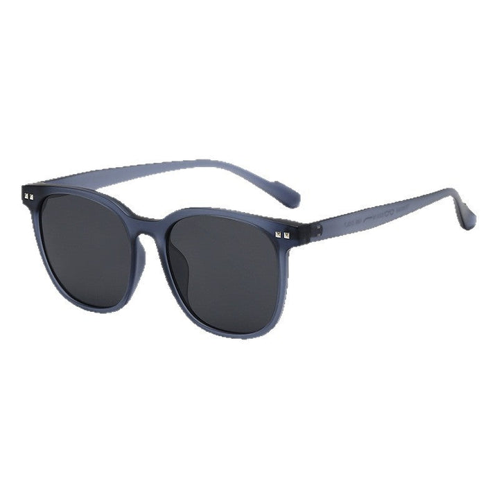 Women timeless sunglasses in modern rectangular design Kalsten
