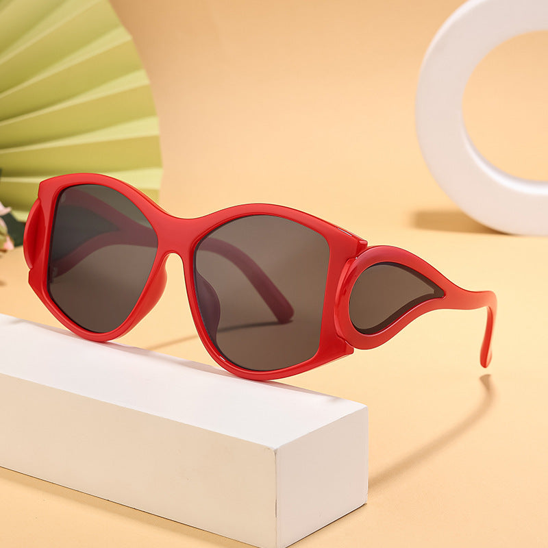 Ladies modern Cat-Eye sunglasses with unique frame and UV protection Kalsten