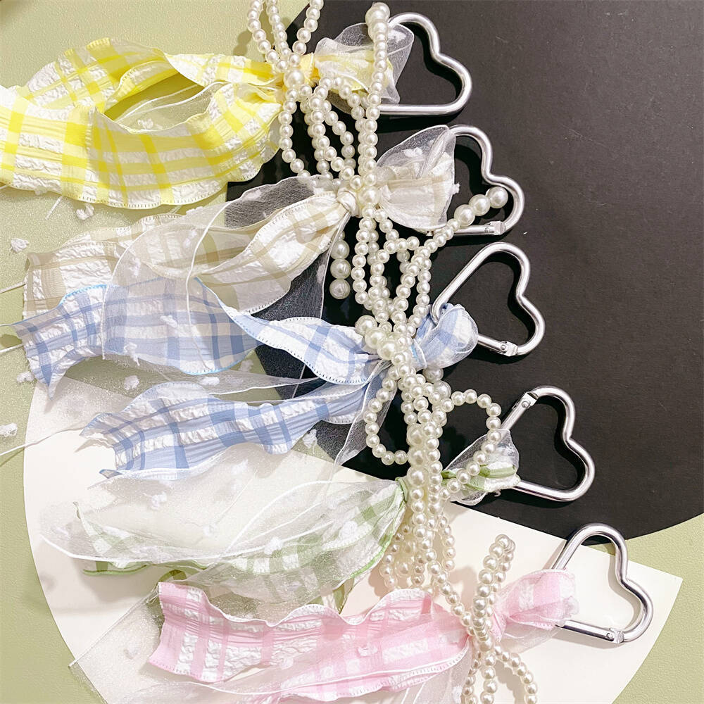 Decorative Heart-Shaped Keychain kalsten