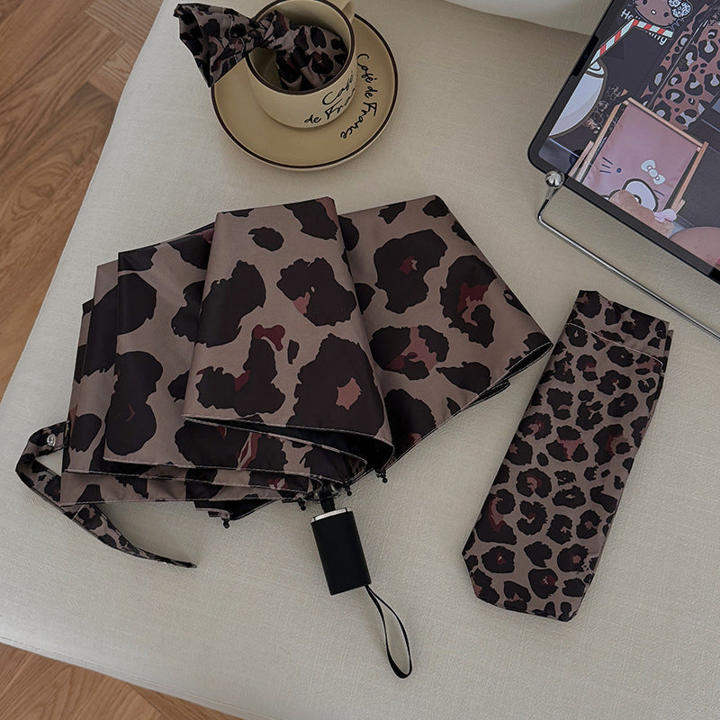 Women's Foldable Umbrella in Modern Leopard Pattern Kalsten