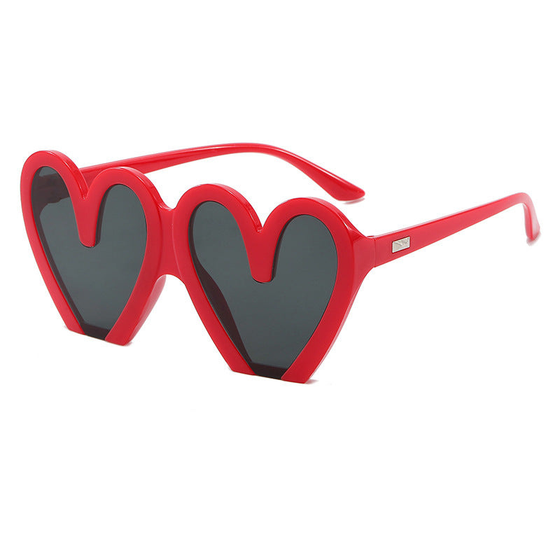 Women's Heart-Shaped Sunglasses with Striking Design Kalsten