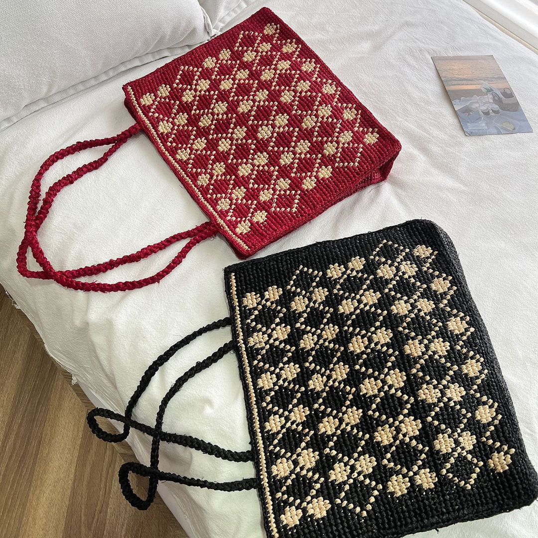 Handcrafted knit bag with floral design Kalsten
