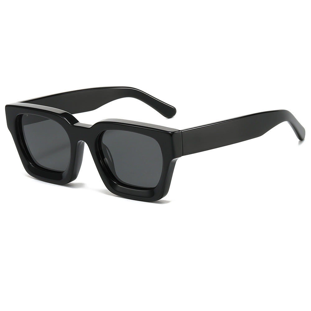 Women's designer sunglasses with modern, square frame and UV protection Kalsten