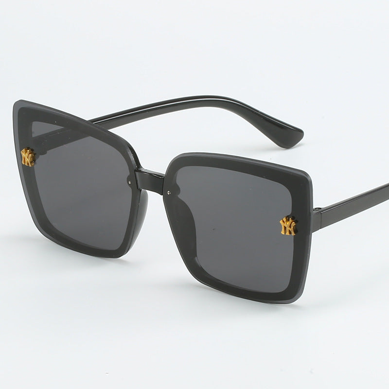 Ladies stylish square sunglasses with elegant details Kalsten
