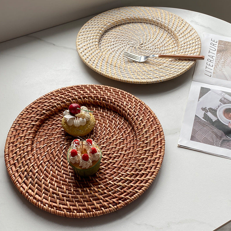 Decorative basket with ornate design Acalora