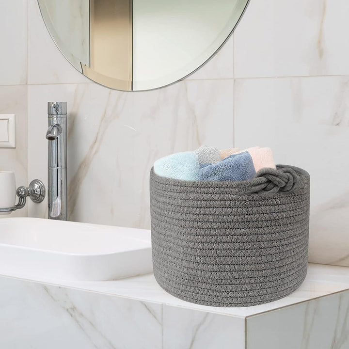 Women’s storage basket with decorative knot design Kalsten