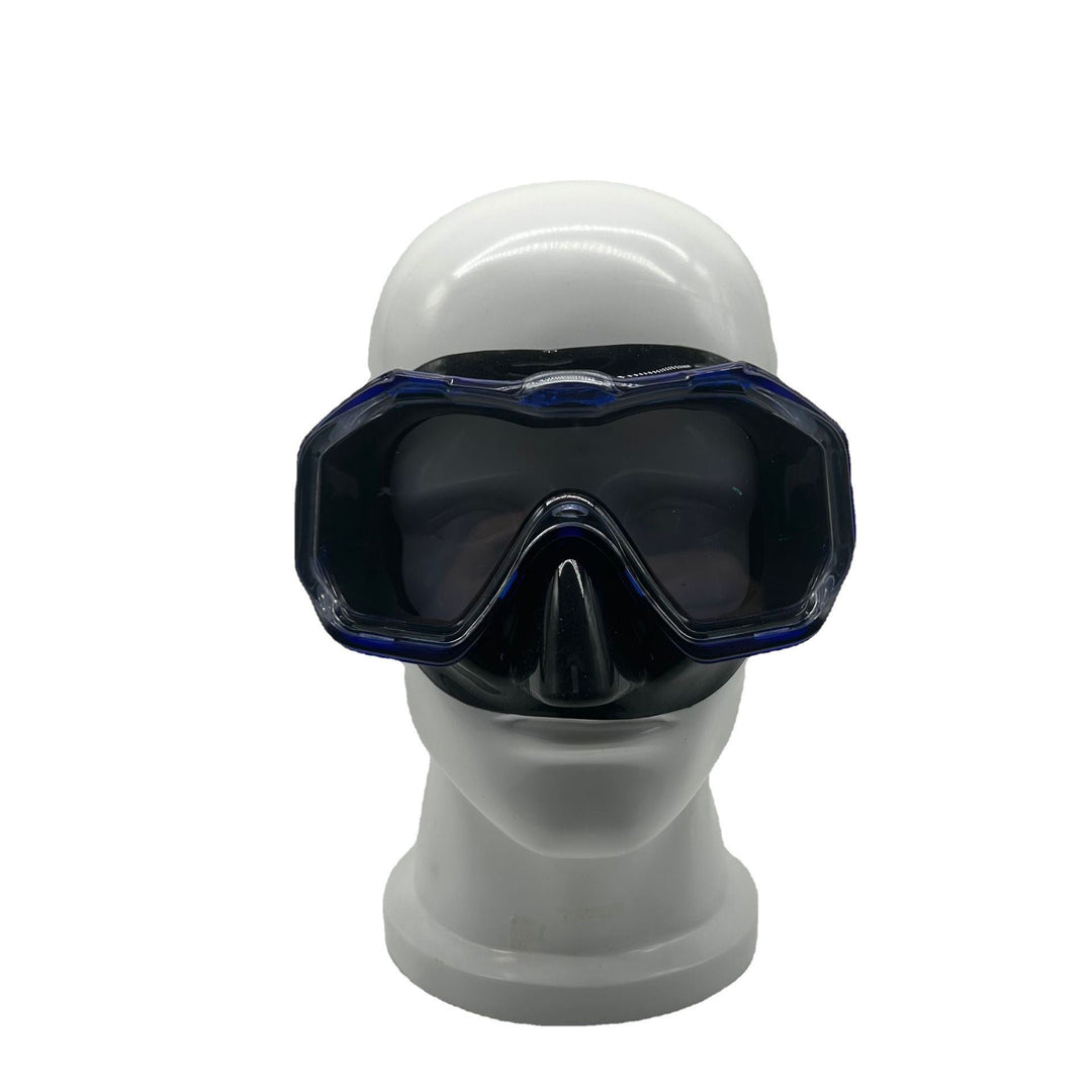 Diving mask with wide field of vision and anti-fog technology Kalsten