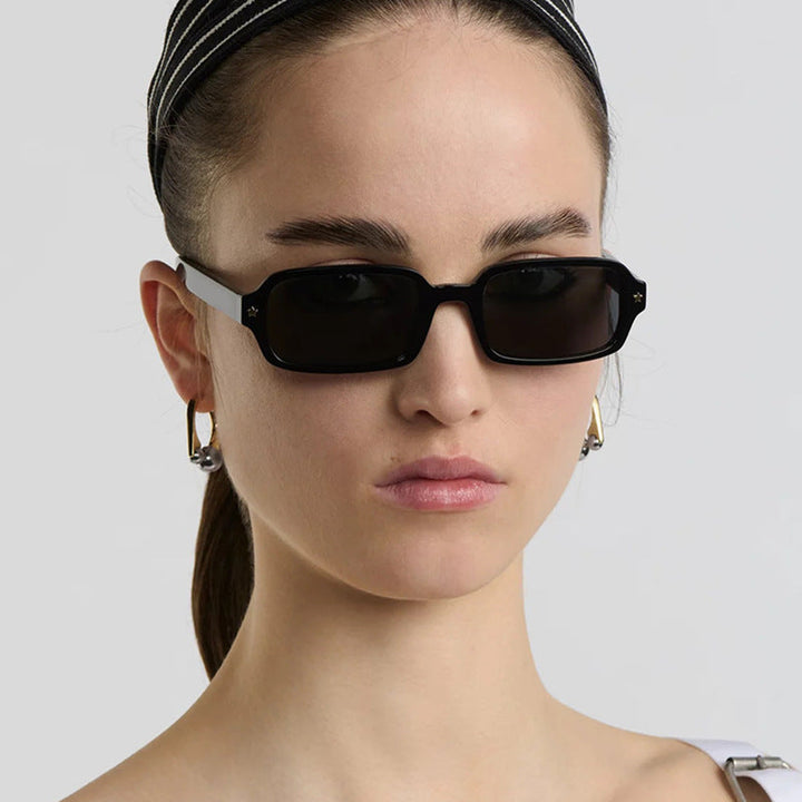 Women's fashionable rectangular sunglasses with outstanding design and protective UV filter Kalsten