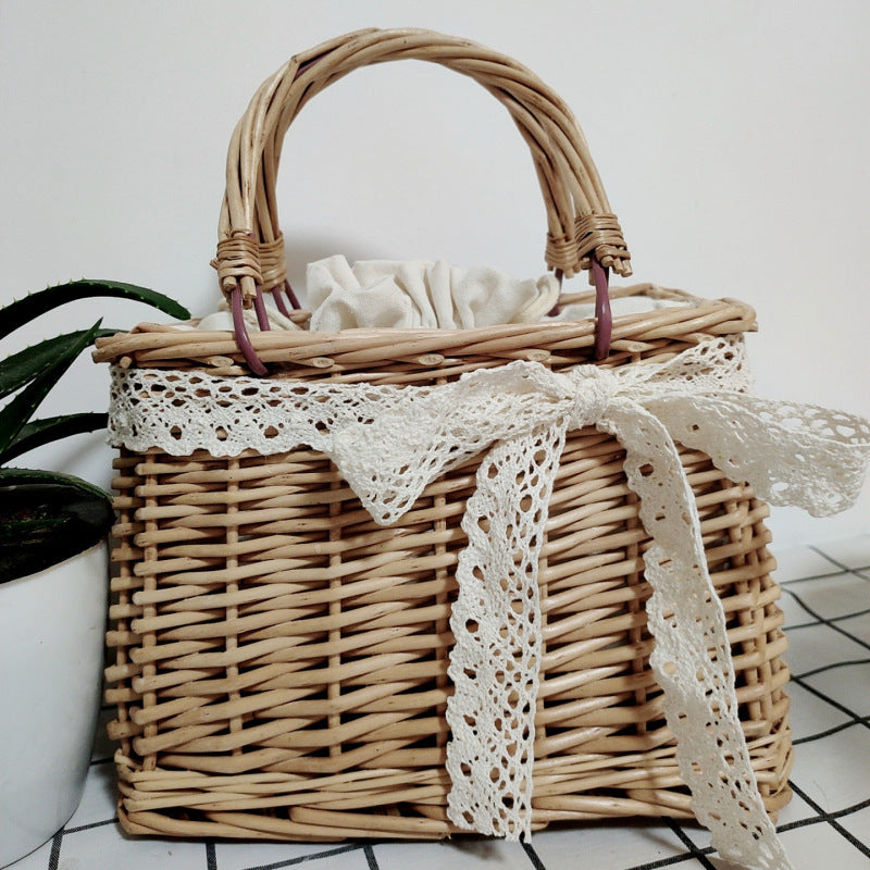 Women’s handbag with pearl chain Kalsten