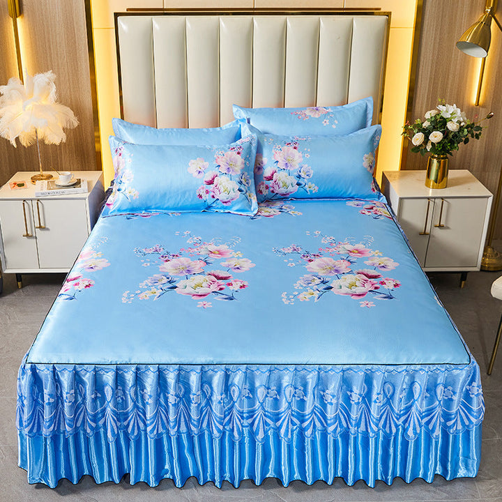 Ladies daybed cover with playful bear motif Kalsten