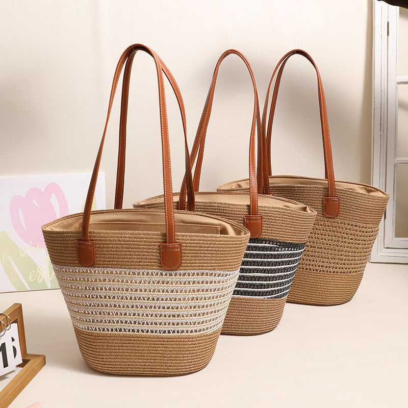 Elegant Bast bag with leather accents Kalsten