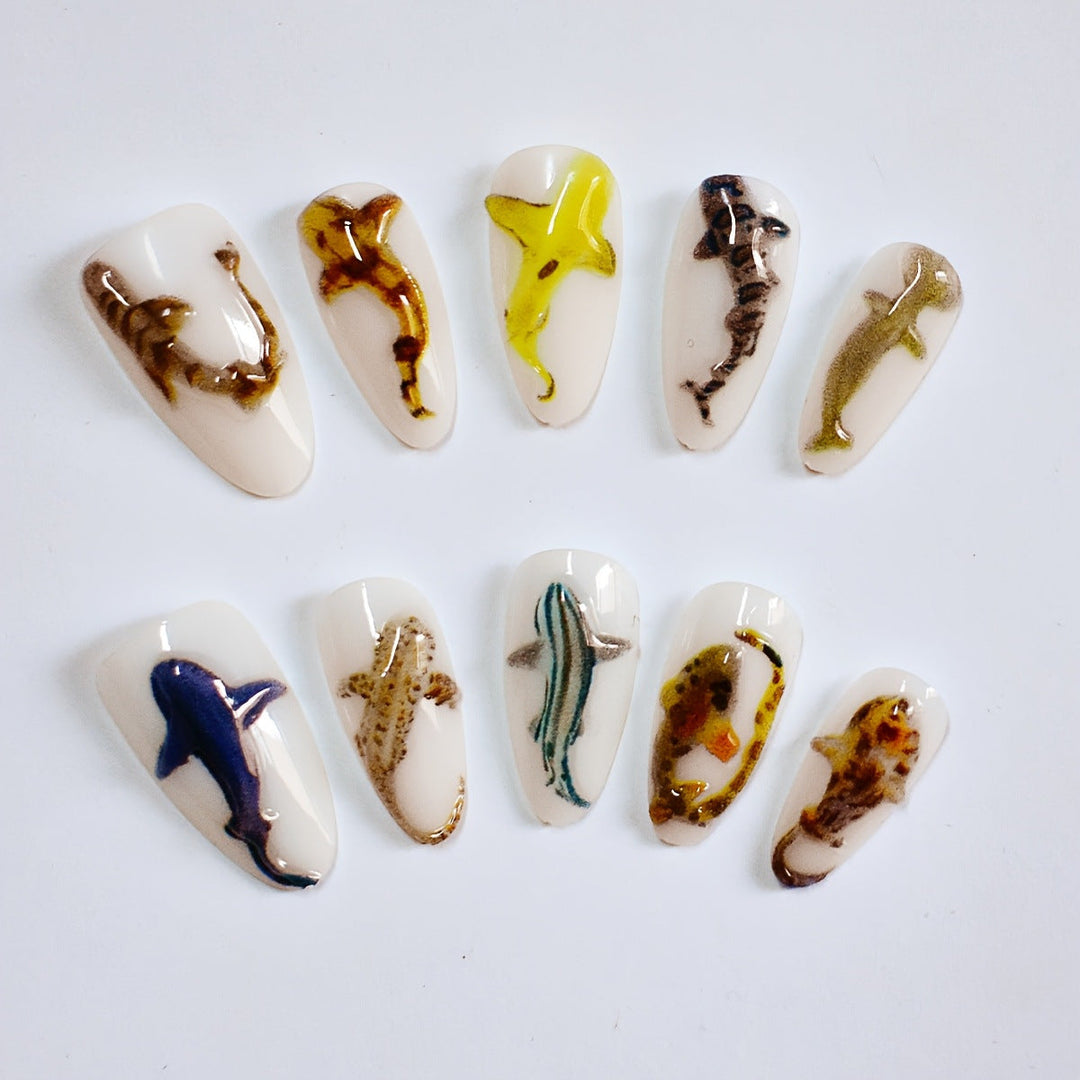 Artistic Shark-Themed Press-On Nail Art Kalsten