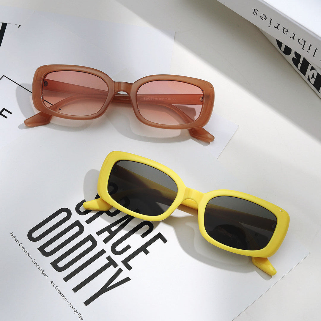 Ladies fashionable sunglasses with ergonomic frame Kalsten