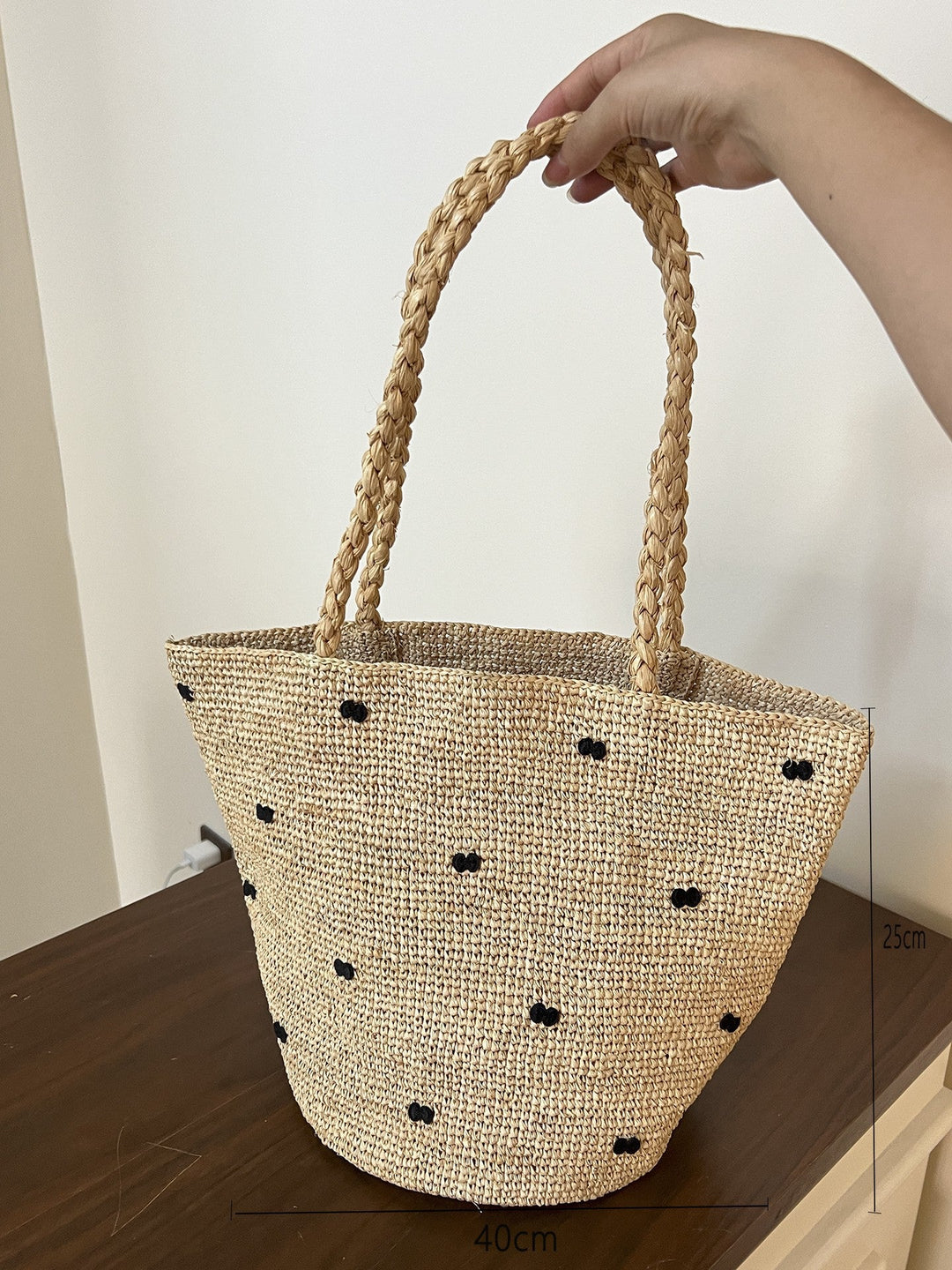 Handcrafted straw bag with soft lining Kalsten