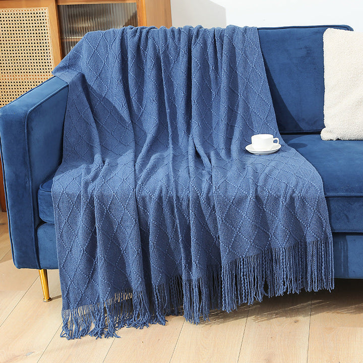 Women High-quality and stylish fleece blanket with modern textured pattern Kalsten