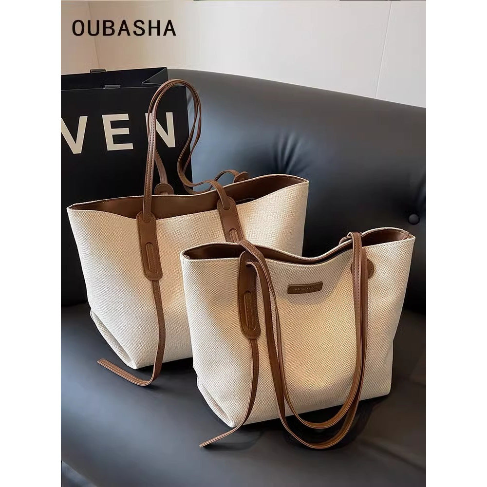 Spacious Utility Tote Acalora